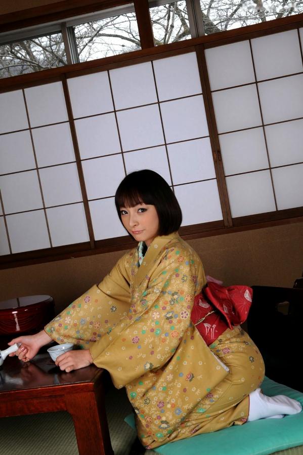    东琴乃 Kotono-X-City和服摄影写真，古典日系风格优雅演绎，身着精致浴衣的和风古典美，展示清新治愈气质，精选高清套图第8张图片