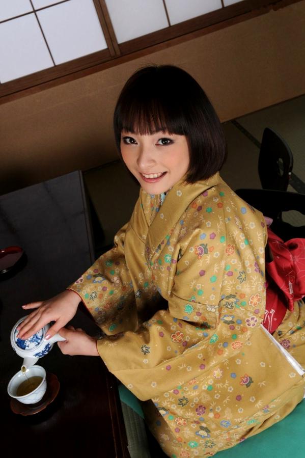    东琴乃 Kotono-X-City和服摄影写真，古典日系风格优雅演绎，身着精致浴衣的和风古典美，展示清新治愈气质，精选高清套图第9张图片