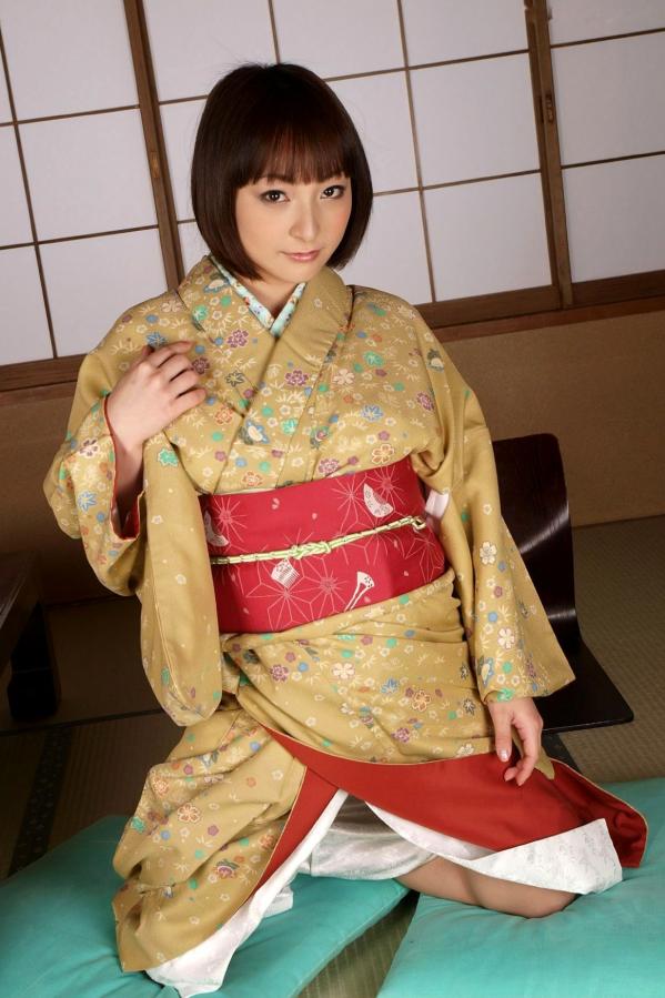    东琴乃 Kotono-X-City和服摄影写真，古典日系风格优雅演绎，身着精致浴衣的和风古典美，展示清新治愈气质，精选高清套图第19张图片