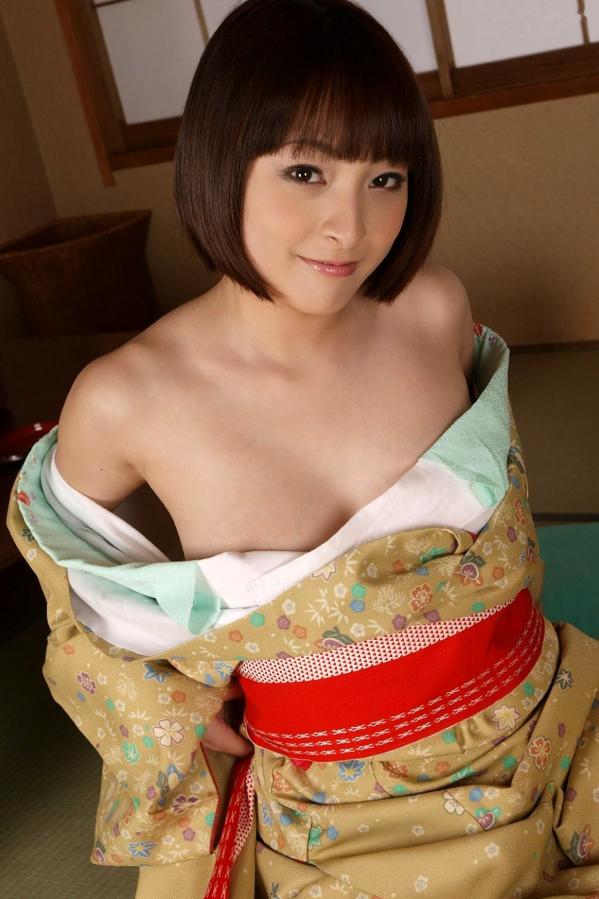    东琴乃 Kotono-X-City和服摄影写真，古典日系风格优雅演绎，身着精致浴衣的和风古典美，展示清新治愈气质，精选高清套图第24张图片