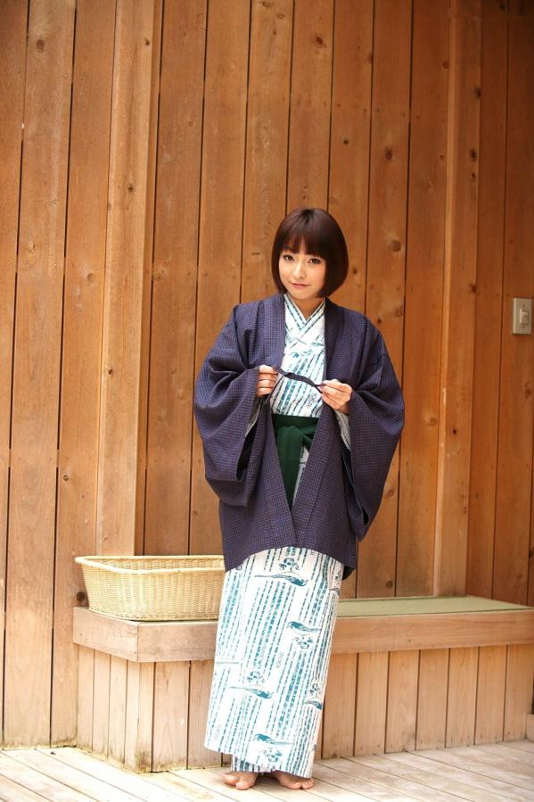    东琴乃 Kotono-X-City和服摄影写真，古典日系风格优雅演绎，身着精致浴衣的和风古典美，展示清新治愈气质，精选高清套图第26张图片