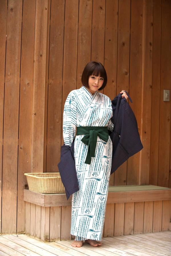    东琴乃 Kotono-X-City和服摄影写真，古典日系风格优雅演绎，身着精致浴衣的和风古典美，展示清新治愈气质，精选高清套图第28张图片