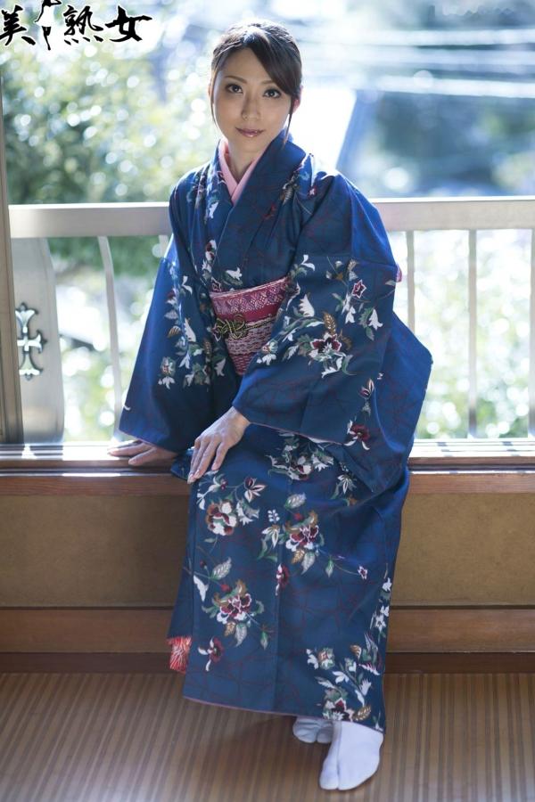    白木優子写真集：和服风情，户外自然清新熟女极致诱惑第2张图片