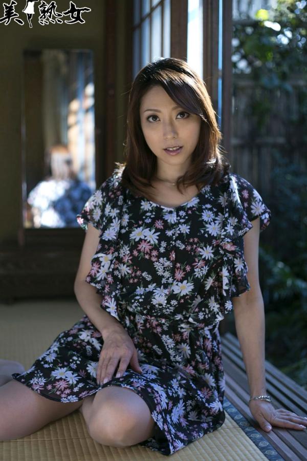    白木優子写真集：和服风情，户外自然清新熟女极致诱惑第19张图片