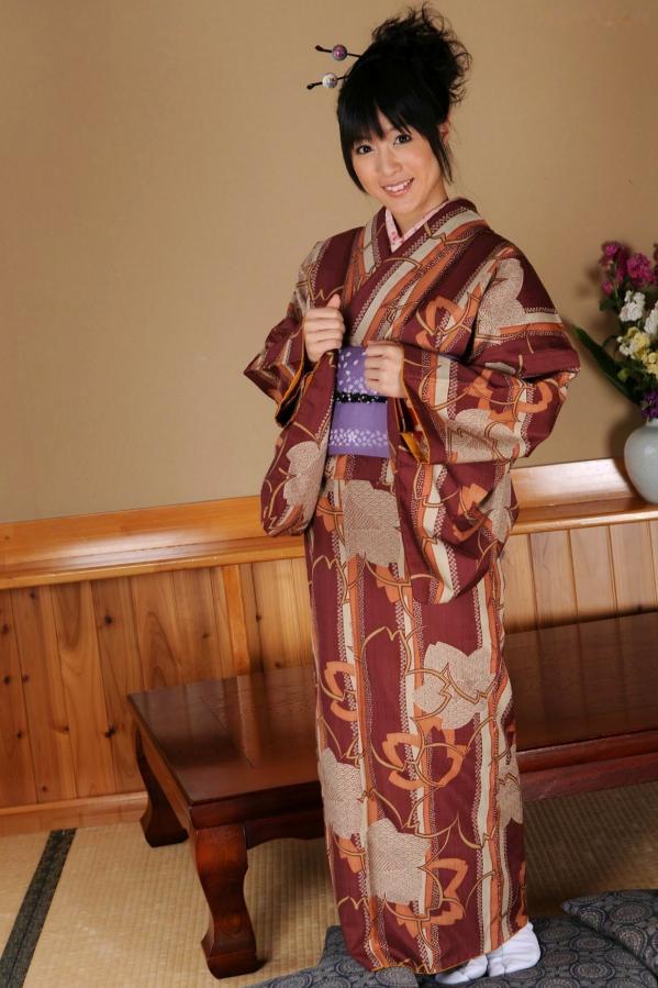    七海ななNana Nanaumi日系古典和服与清雅浴衣私房写真集第8张图片