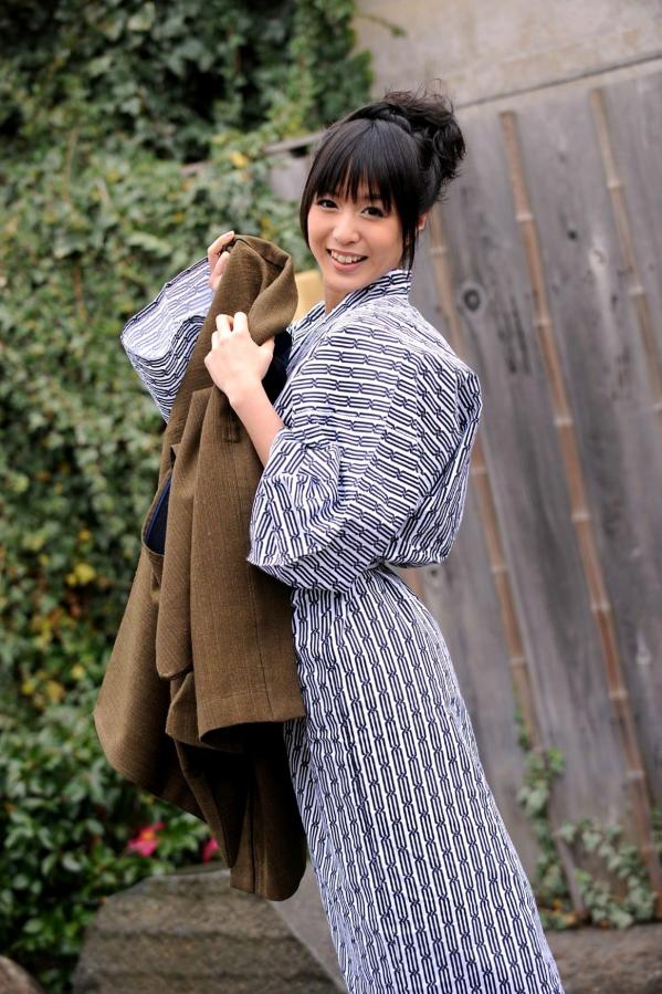    七海ななNana Nanaumi日系古典和服与清雅浴衣私房写真集第18张图片
