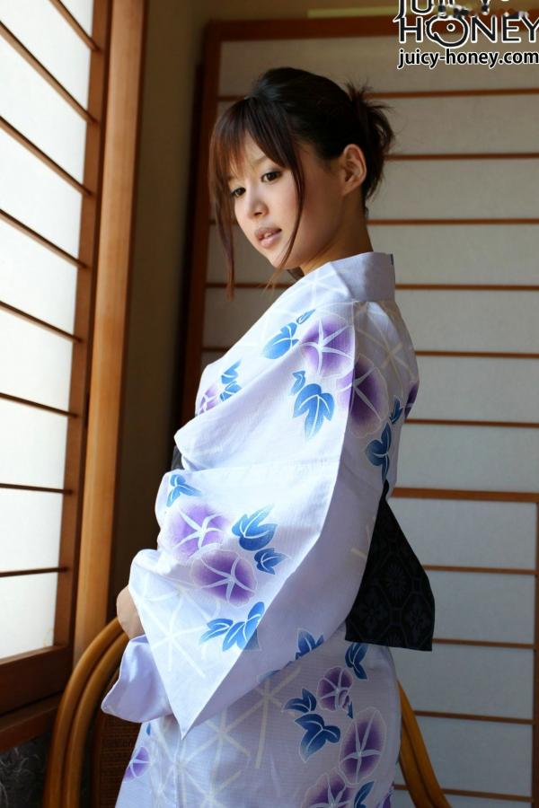    葵つかさTsukasa Aoi清纯居家风写真，甜美童颜展现极致诱惑，私房摄影展现曼妙傲人身材，尽显日系清新女神魅力第8张图片