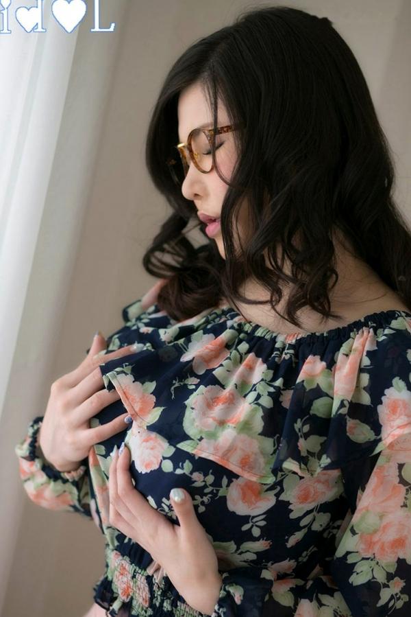    X-City IDOL No.02 冲田杏梨写真集：性感内衣演绎知性诱惑，极致火辣曲线精彩呈现第3张图片