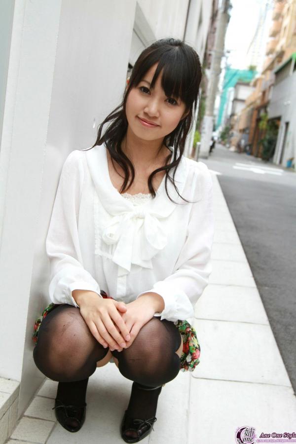    朝仓琴美Kotomi Asakura白衣护士装吊带白丝诱惑私房写真第3张图片