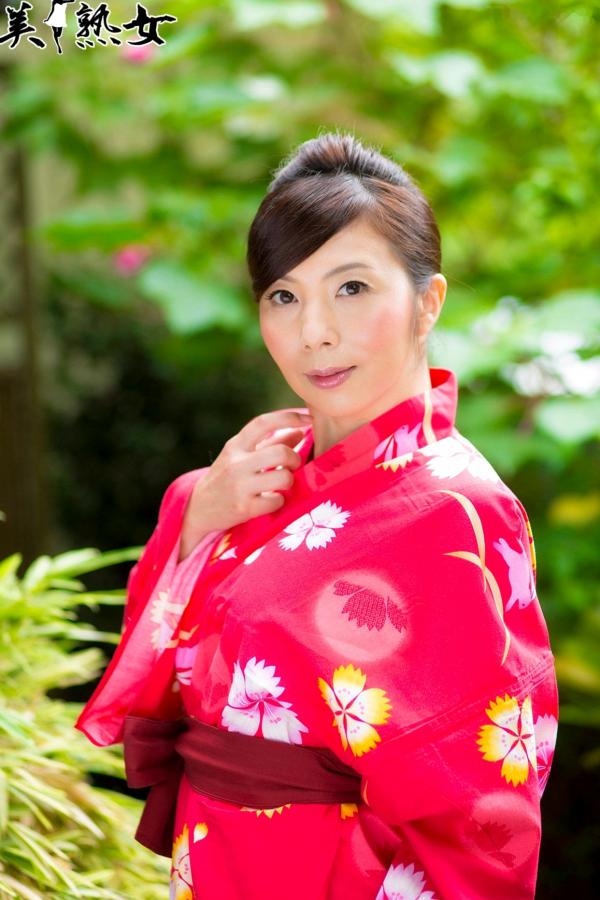    X-City美熟女：一条绮美香Kimika Ichijo，古典和服与大胆私房诱惑美学写真第1张图片