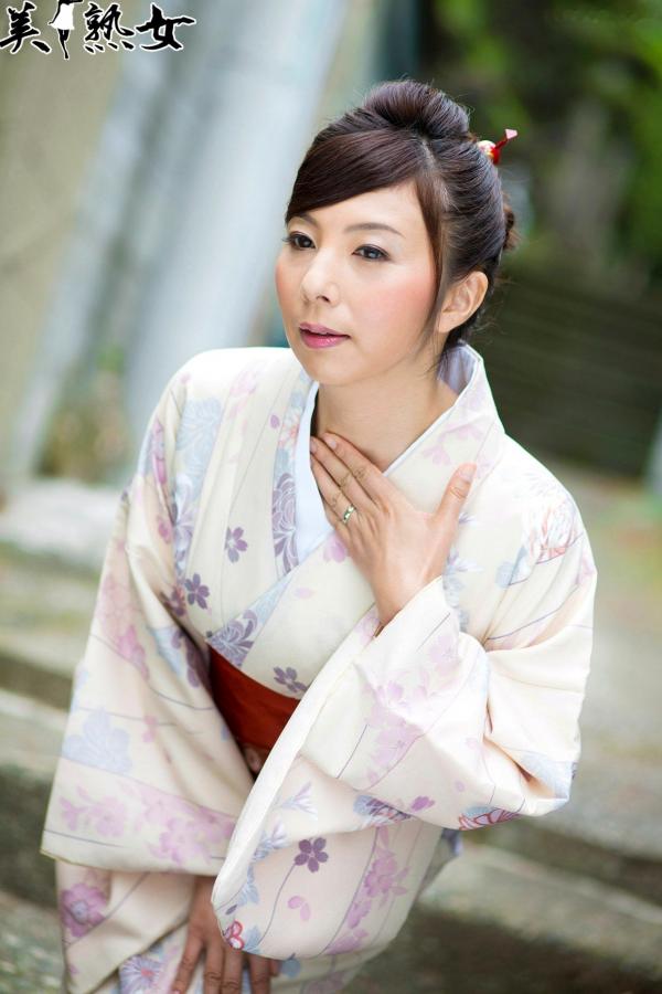    X-City美熟女：一条绮美香Kimika Ichijo，古典和服与大胆私房诱惑美学写真第12张图片