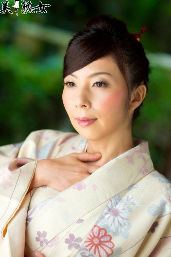    X-City美熟女：一条绮美香Kimika Ichijo，古典和服与大胆私房诱惑美学写真第16张图片
