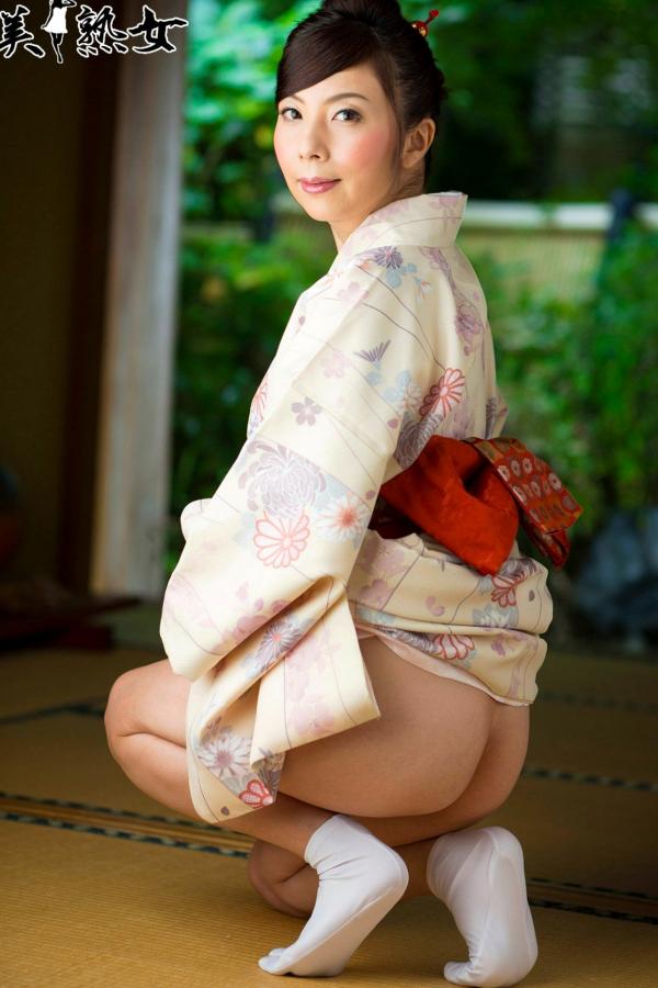    X-City美熟女：一条绮美香Kimika Ichijo，古典和服与大胆私房诱惑美学写真第18张图片