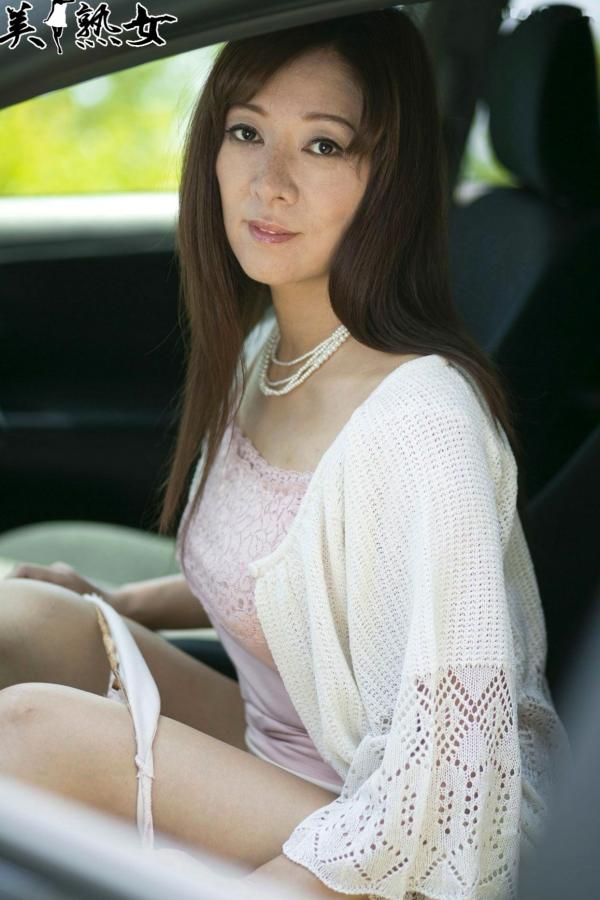   X-City美熟女：五十嵐紀子 Noriko Igarashi 优雅户外写真，展现迷人熟女风情 [38P]第18张图片