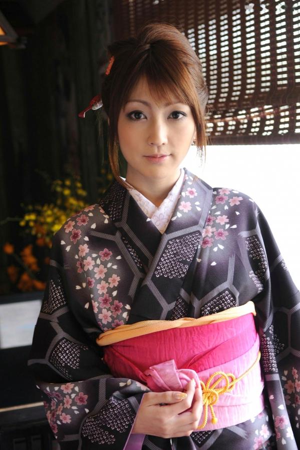    松岛枫(Kaede Matsushima)和服写真集：古典优雅的和风樱花诱惑与清丽脱俗的气质展示第2张图片
