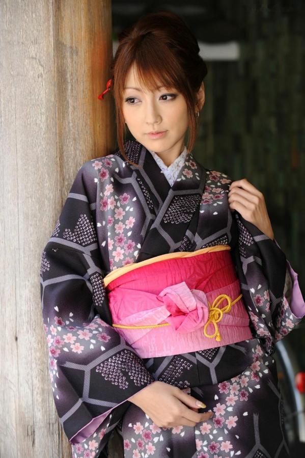    松岛枫(Kaede Matsushima)和服写真集：古典优雅的和风樱花诱惑与清丽脱俗的气质展示第6张图片