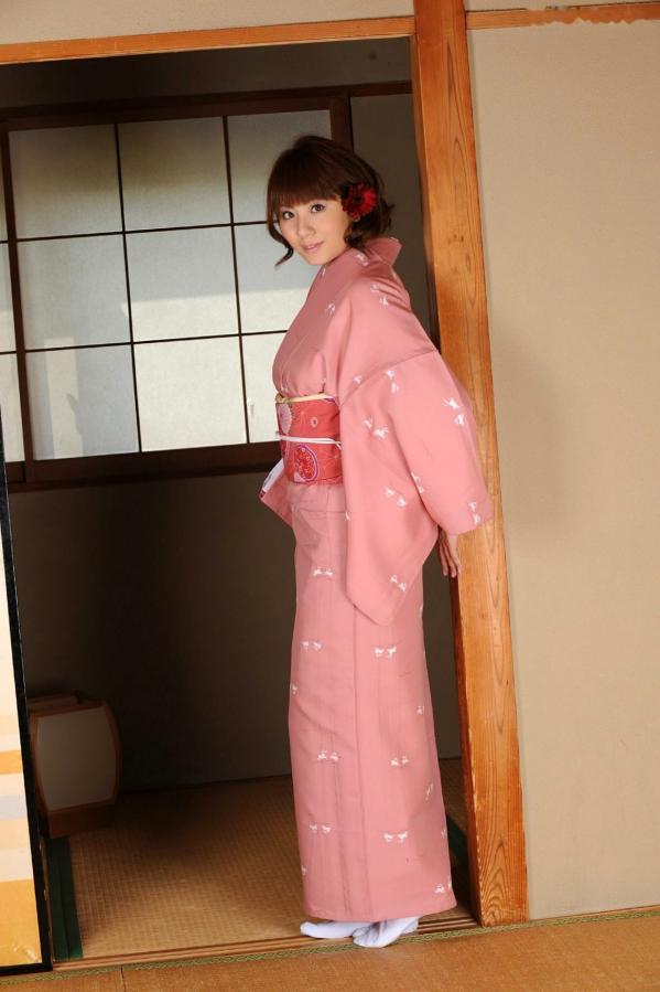    麻美由真和服写真：古典与性感碰撞的日式温婉私房，尽显童颜巨乳诱惑之美第4张图片