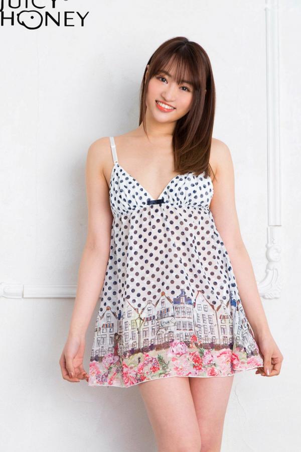    松田美子写真集：精致蕾丝内衣与浴室湿身诱惑，清纯少女的极致魅力全记录第1张图片