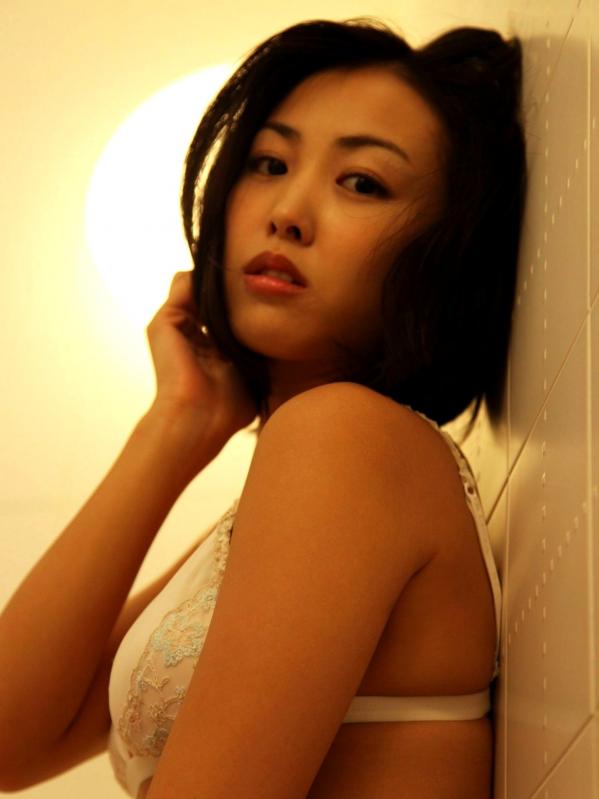    Sabra专刊：八代兼美职场OL风诱惑写真集，办公室内衣短发女神尽显冷艳魅力第39张图片