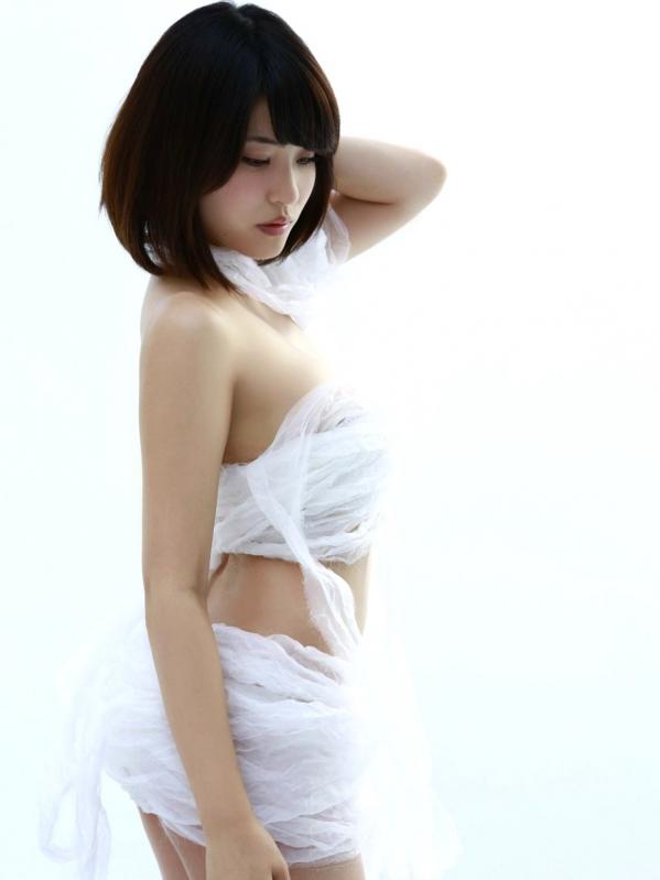   Sabra Cover Girl 岸明日香写真集：私房诱惑与花园比基尼大尺度精选第6张图片