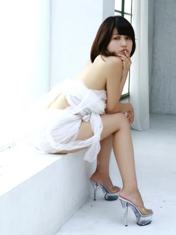    Sabra Cover Girl 岸明日香写真集：私房诱惑与花园比基尼大尺度精选第17张图片