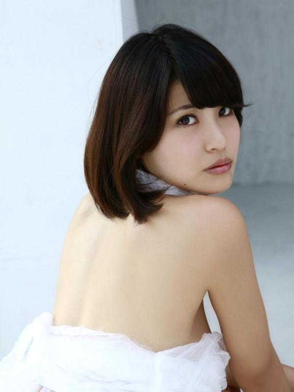    Sabra Cover Girl 岸明日香写真集：私房诱惑与花园比基尼大尺度精选第18张图片