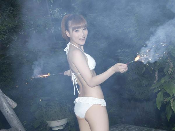    Sabra Strictly Girls 重盛里美写真集：户外比基尼夏日清纯诱惑，活力少女甜美展现第36张图片