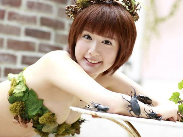    カブトムシゆかり写真集：元气少女室内比基尼清新写真第18张图片
