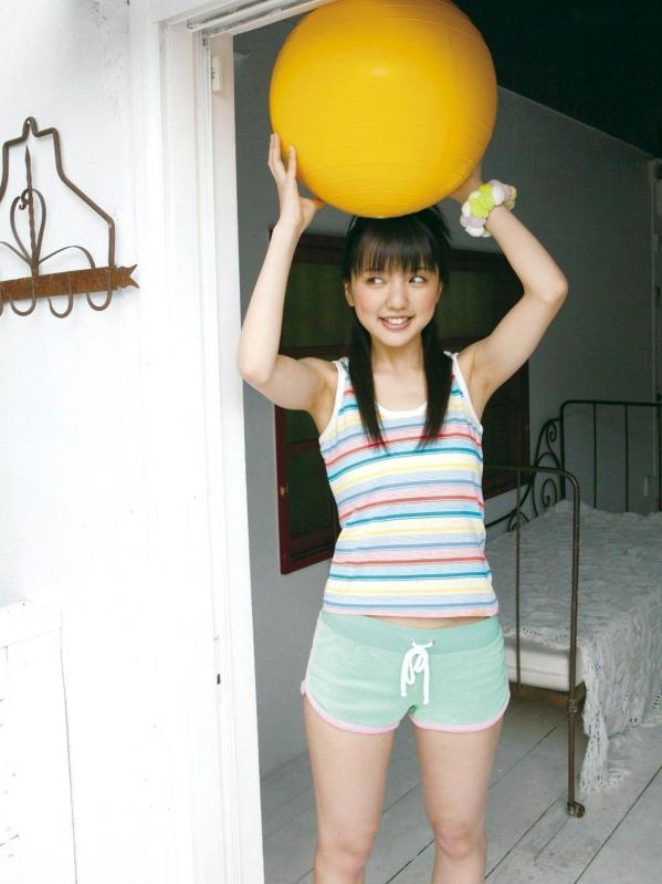    [40P] Sabra_真野恵里菜《SUMMER GREETING》清新夏日写真，碎花裙草帽女神，户外治愈唯美合集第5张图片