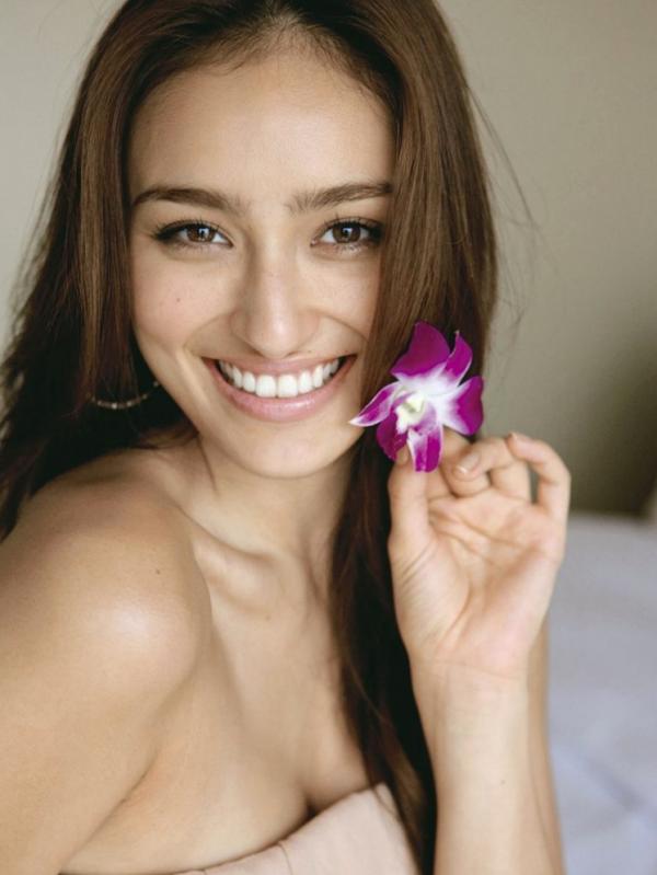    長谷川潤+鈴木亜美《IN HOUSE NATION》高清写真集：日系女神私房街拍与发布会精彩现场，感受双倍优雅魅力第63张图片