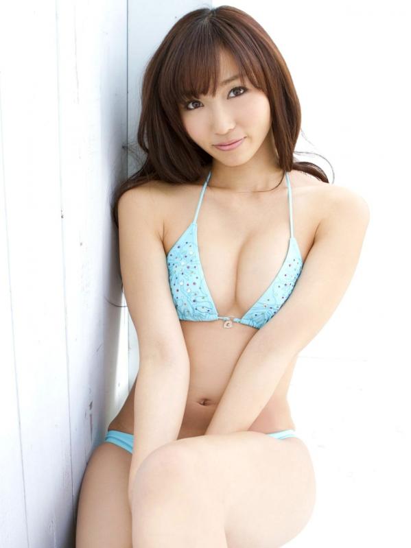    吉木りさ（Risa Yoshiki）高清纯美写真，性感比基尼与居家内衣诱惑，展现绝色女神迷人风采第5张图片