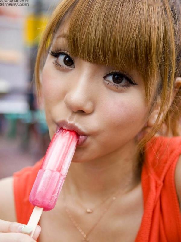    Sabra Strictly Girl 福长优写真集：魅力内衣诱惑与丝袜私房街拍大片第28张图片