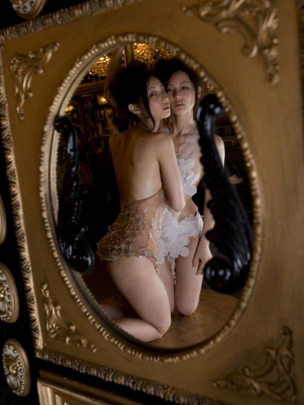    Sabra日本双胞胎姐妹私房写真集 - 唯美性感诱惑与极致艺术摄影第15张图片