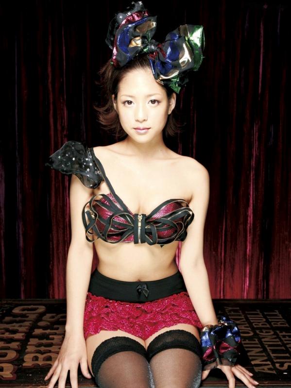    Sabra精选：折原みゆ复古华丽风格写真集，红丝绒下的百变魅力与精致诱惑第3张图片