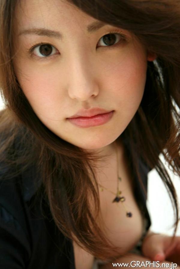    经典回顾：北原多香子(Takako Kitahara) Graphis早期写真集，初脱ぎ娘系列，收录40P无圣光大尺度私房美图，尽显骨感女神魅力第16张图片