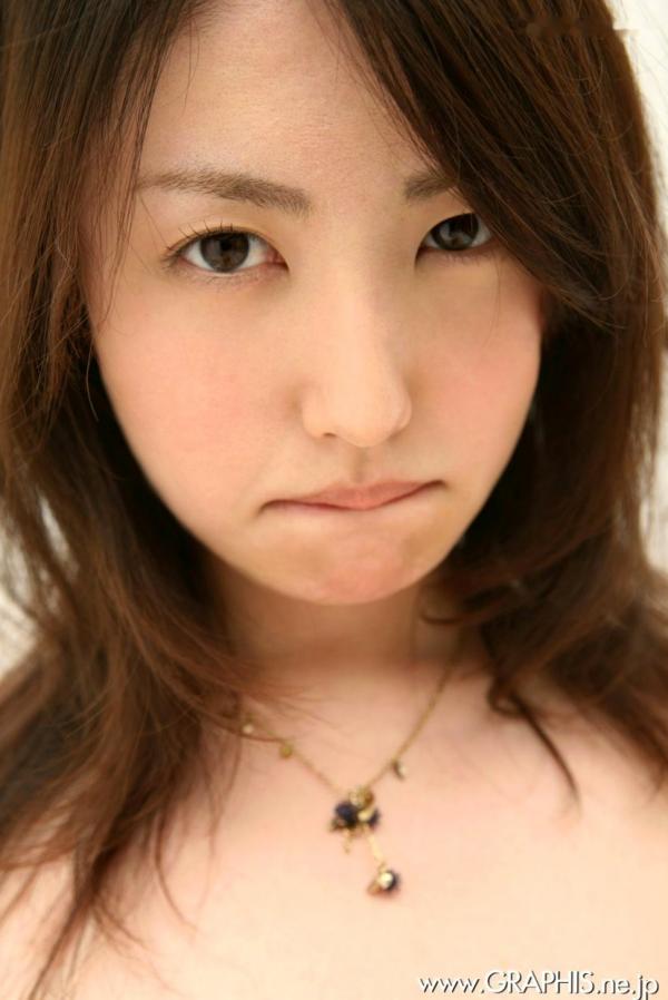    经典回顾：北原多香子(Takako Kitahara) Graphis早期写真集，初脱ぎ娘系列，收录40P无圣光大尺度私房美图，尽显骨感女神魅力第19张图片