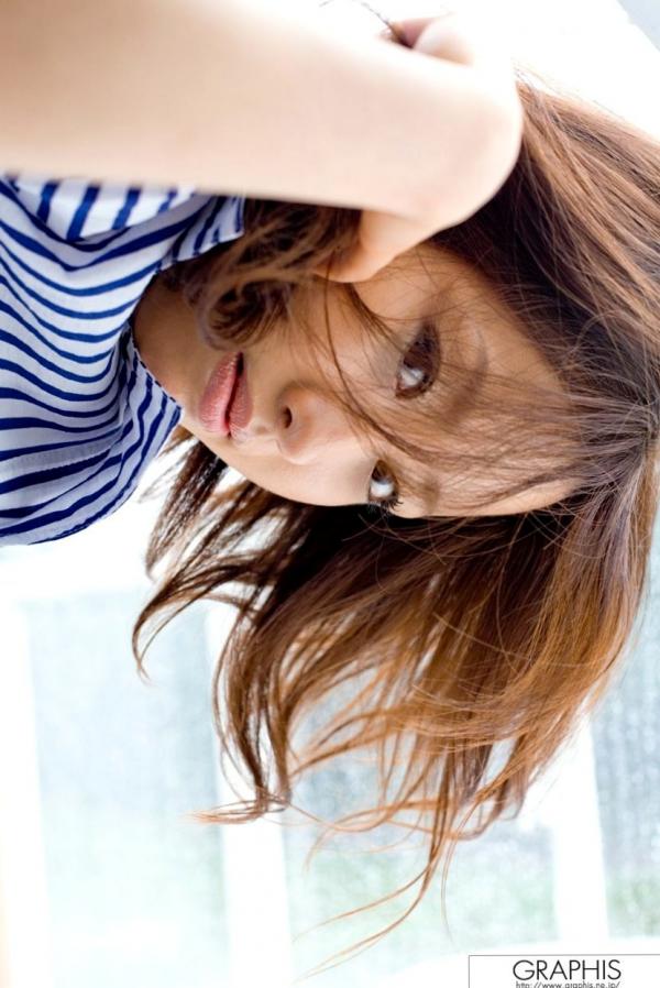    Graphis清美纯写真：活力少女身穿诱惑比基尼，清纯脸庞搭配玲珑曲线，户外与私房场景尽显初恋女神魅力第36张图片