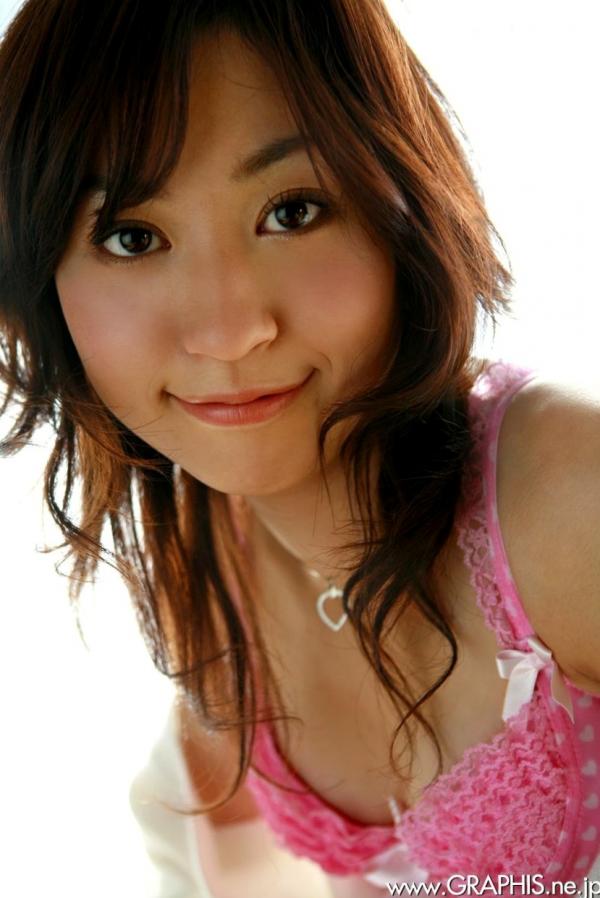    吉沢もも(Momo Yoshizawa)清纯私房写真集：居家自然风，感受治愈系清新少女的灵动之美[33P]第14张图片
