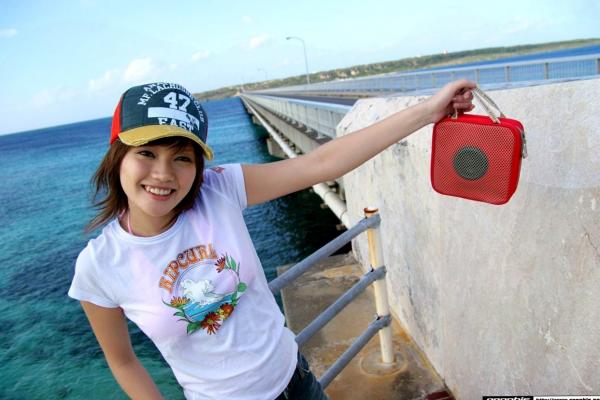   Graphis写真集：喜田嶋理绪(喜田嶋りお)《Beyond the Sky》户外咖啡馆海滩度假随拍第17张图片