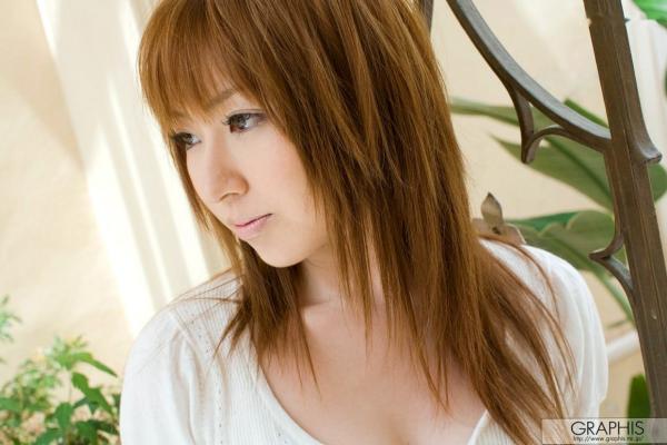    Graphis中居みゆ/中居美优首部写真集，清纯系甜美居家私房，元气少女曼妙身姿第2张图片