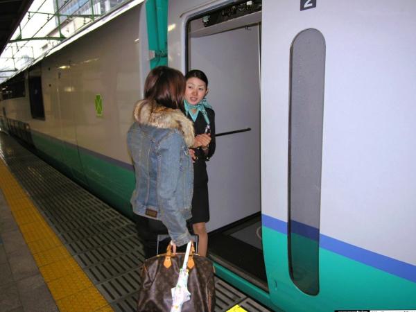   樱朱音 Akane Sakura 日系治愈系写真集《Access Away》— 旅行街拍与日常生活中的清新诱惑第2张图片