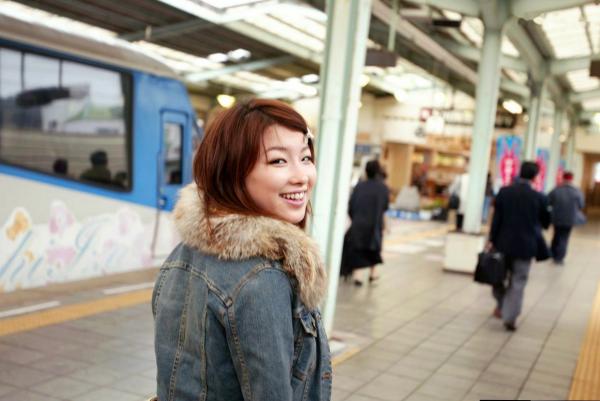    樱朱音 Akane Sakura 日系治愈系写真集《Access Away》— 旅行街拍与日常生活中的清新诱惑第23张图片
