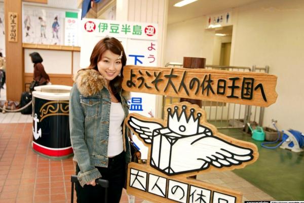    樱朱音 Akane Sakura 日系治愈系写真集《Access Away》— 旅行街拍与日常生活中的清新诱惑第25张图片