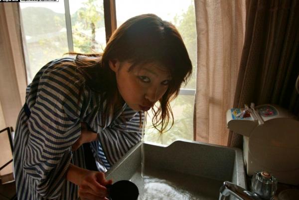    樱朱音 Akane Sakura 日系治愈系写真集《Access Away》— 旅行街拍与日常生活中的清新诱惑第43张图片
