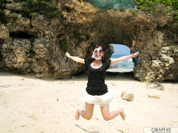    Graphis_姫川りな/姬川丽娜 Miyako Island《Memories》宫古岛夏季海滨时尚清新治愈写真集[69P]第11张图片