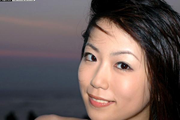    Graphis_二宫沙树《Exotic Bird》清新写真：户外阳光下的甜美少女，治愈系纯真私房照第34张图片