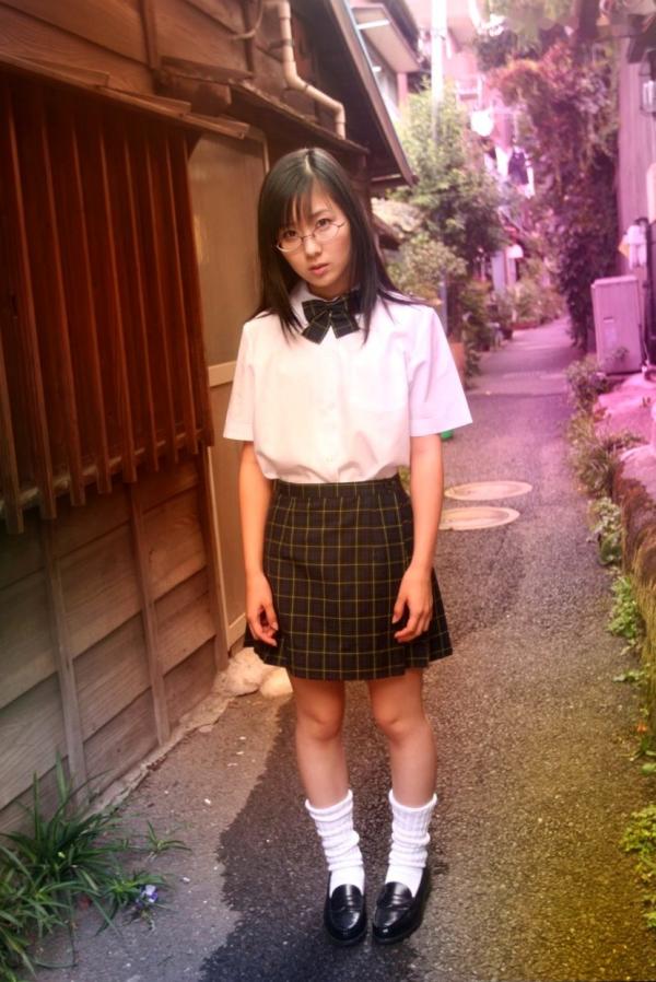    Graphis_恋野恋《Eanadu Hath Come》写真集：精选唯美和服、清纯校服与治愈系少女风，记录邻家女孩灵动瞬间第1张图片