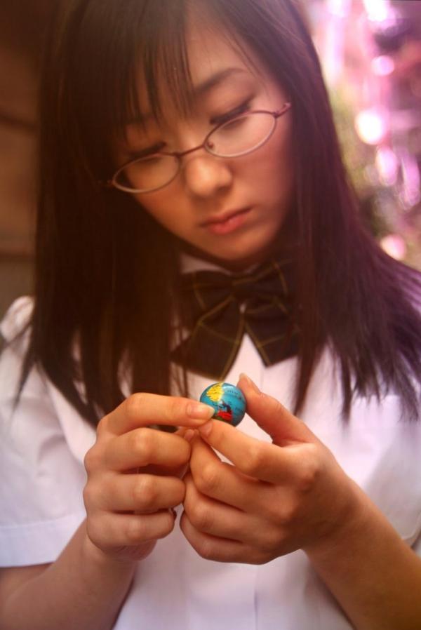    Graphis_恋野恋《Eanadu Hath Come》写真集：精选唯美和服、清纯校服与治愈系少女风，记录邻家女孩灵动瞬间第2张图片