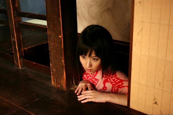    Graphis_恋野恋《Eanadu Hath Come》写真集：精选唯美和服、清纯校服与治愈系少女风，记录邻家女孩灵动瞬间第10张图片