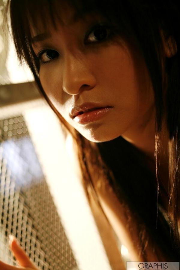    Graphis美女模特美花ぬりぇ(Mika Nurie)清新私房写真，居家纯白针织衫诱惑演绎第53张图片